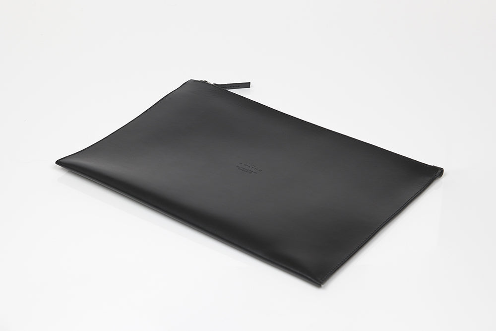 Folio - Pitch Black