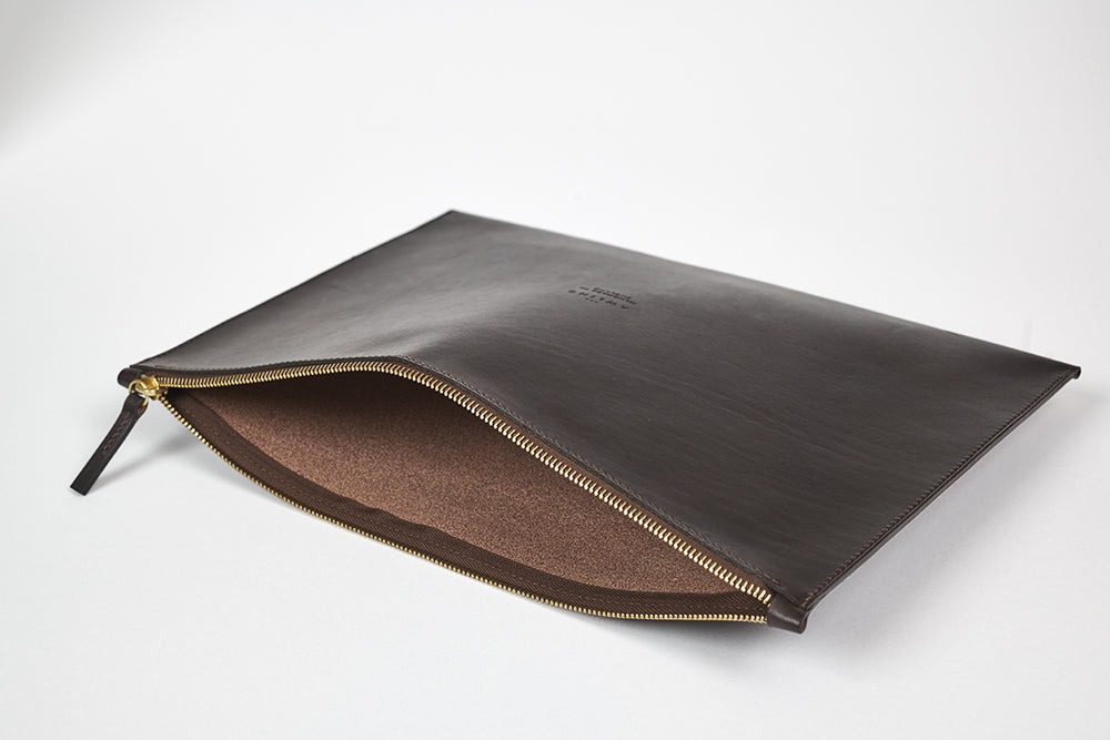 Folio - Walnut Brown